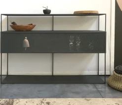 Fashion Buffet Tristano Metal Gris / Avec Eclairage Led - L 150 X H 103 Cm - Unisexe Mobilier Lumineux