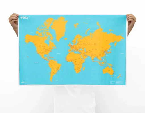 Fashion Carte Du Monde A Personnaliser Crumpled World By Cities Papier Multicolore / Noms De Villes - Feutre Effacable Inclus - 87 X 58 Cm - Unisexe Jeux Et Loisirs