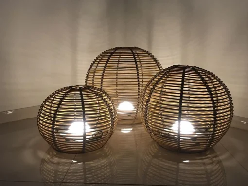 Sale Lampe Solaire D'extérieur La Lampe Paillotte Sphere Plastique Bois / Large O 48 Cm / Hybride Et Connectee (Solaire + Dock Usb) - Unisexe Lampes De Sol