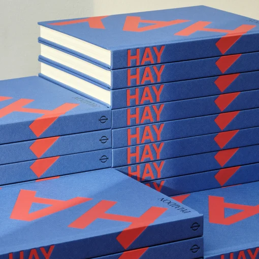 Discount Livre Retrospective Papier/ Editions Phaidon - Francais / 240 Pages - Unisexe Jeux Et Loisirs