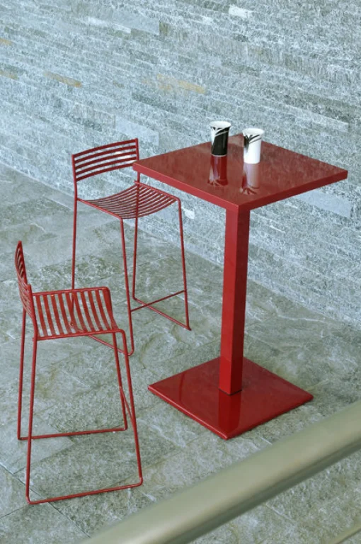 Shop Mange-Debout Round Metal- Unisexe Tables Hautes Et Bars D'extérieur
