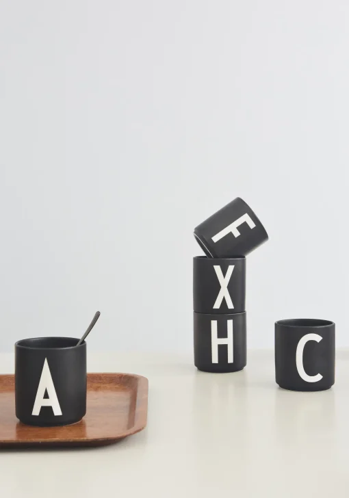 Hot Mug A-Z Ceramique / Porcelaine - Lettre D - Unisexe Tasses Et Mugs