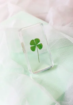 Hot Presse-Papier Cube Lucky Clover Plastique Transparent / Resine Et Trefle Veritable - 7.5 X 4 X 1 Cm - Unisexe Accessoires Bureau
