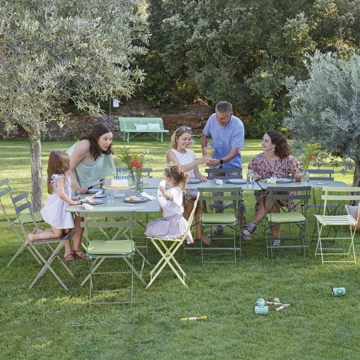 Discount Table Pliante Bistro Metal Jaune / 117 X 77 Cm - 6 Personnes - Trou Parasol - Unisexe Tables