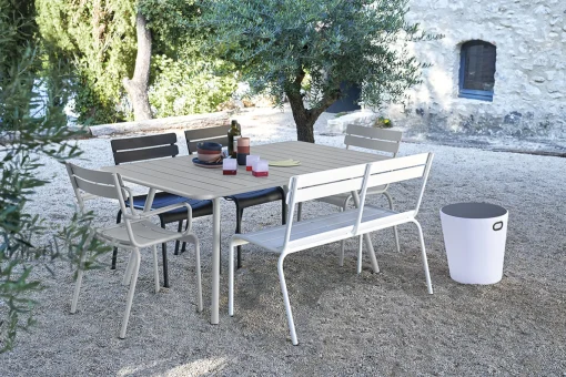 Online Table Rectangulaire Luxembourg Metal Rouge / 6 A 8 Personnes - 165 X 100 Cm - Unisexe Tables