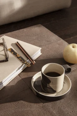 Shop Tasse Inlay Ceramique Marron Beige / Avec Soucoupe - Unisexe Tasses Et Mugs